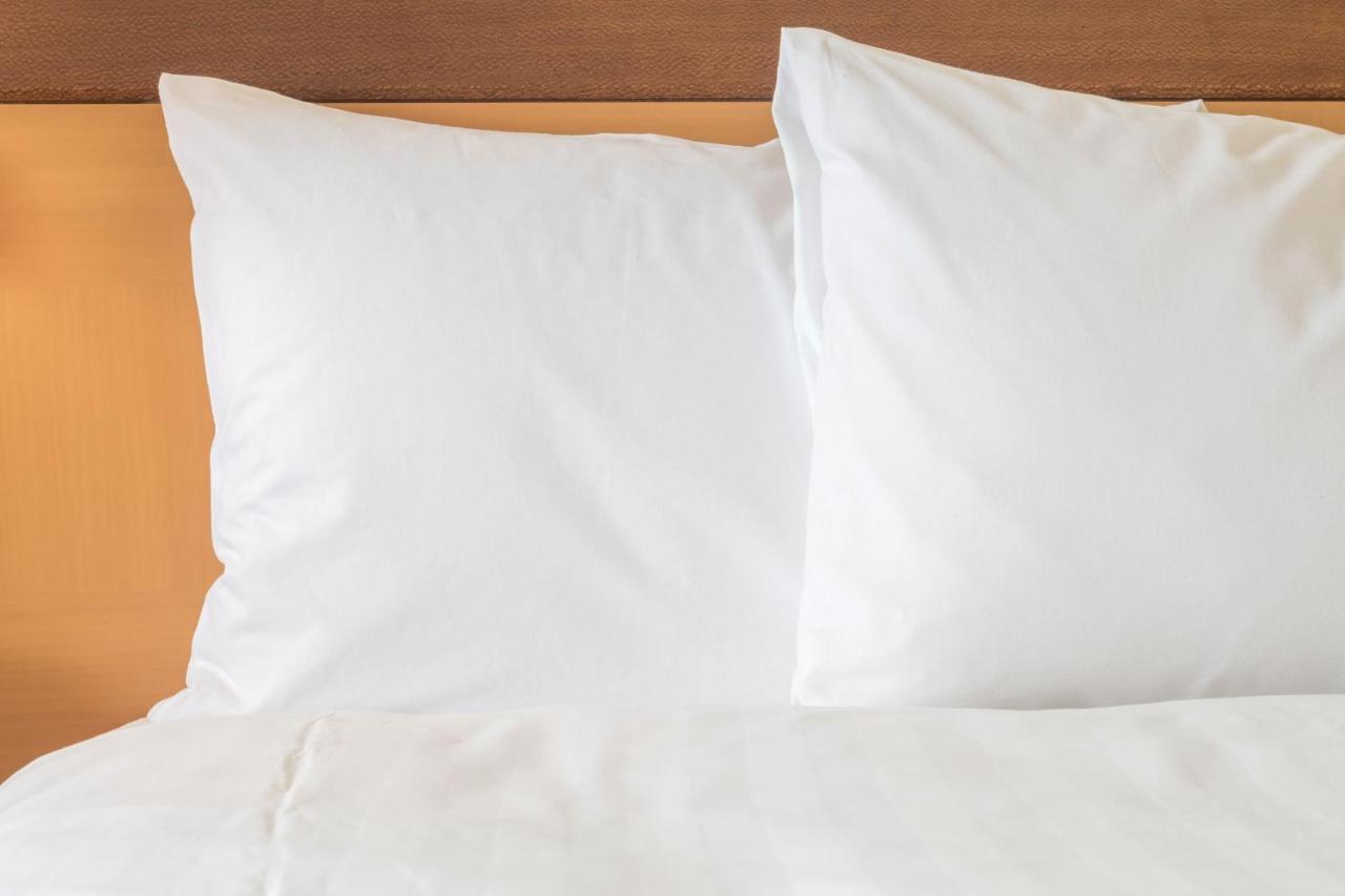 Holiday Inn Express & Suites Cedar Falls - Waterloo By Ihg エクステリア 写真